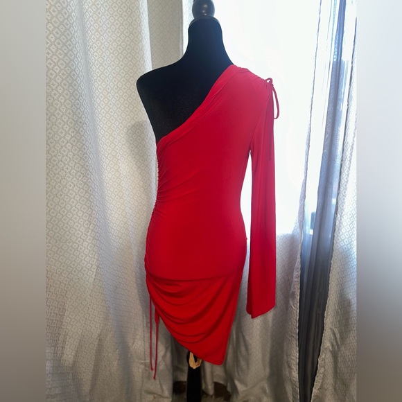 Fashion nova red midi dress. - Picture 9 of 10